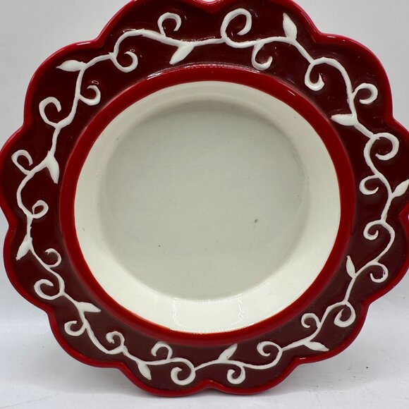 Bella Casa By Ganz Red & White Ceramic Scalloped Plate With Vine Design - Picture 1 of 4